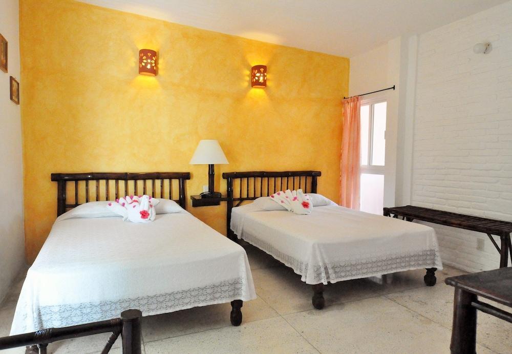Hotel Zihua Caracol Zihuatanejo Exteriör bild