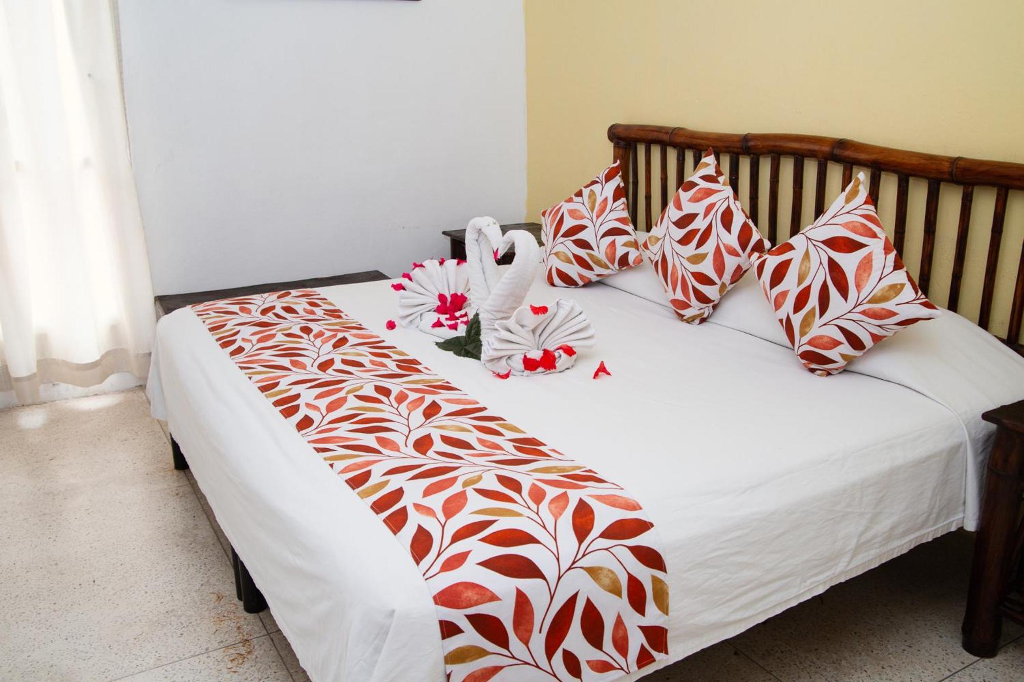 Hotel Zihua Caracol Zihuatanejo Exteriör bild