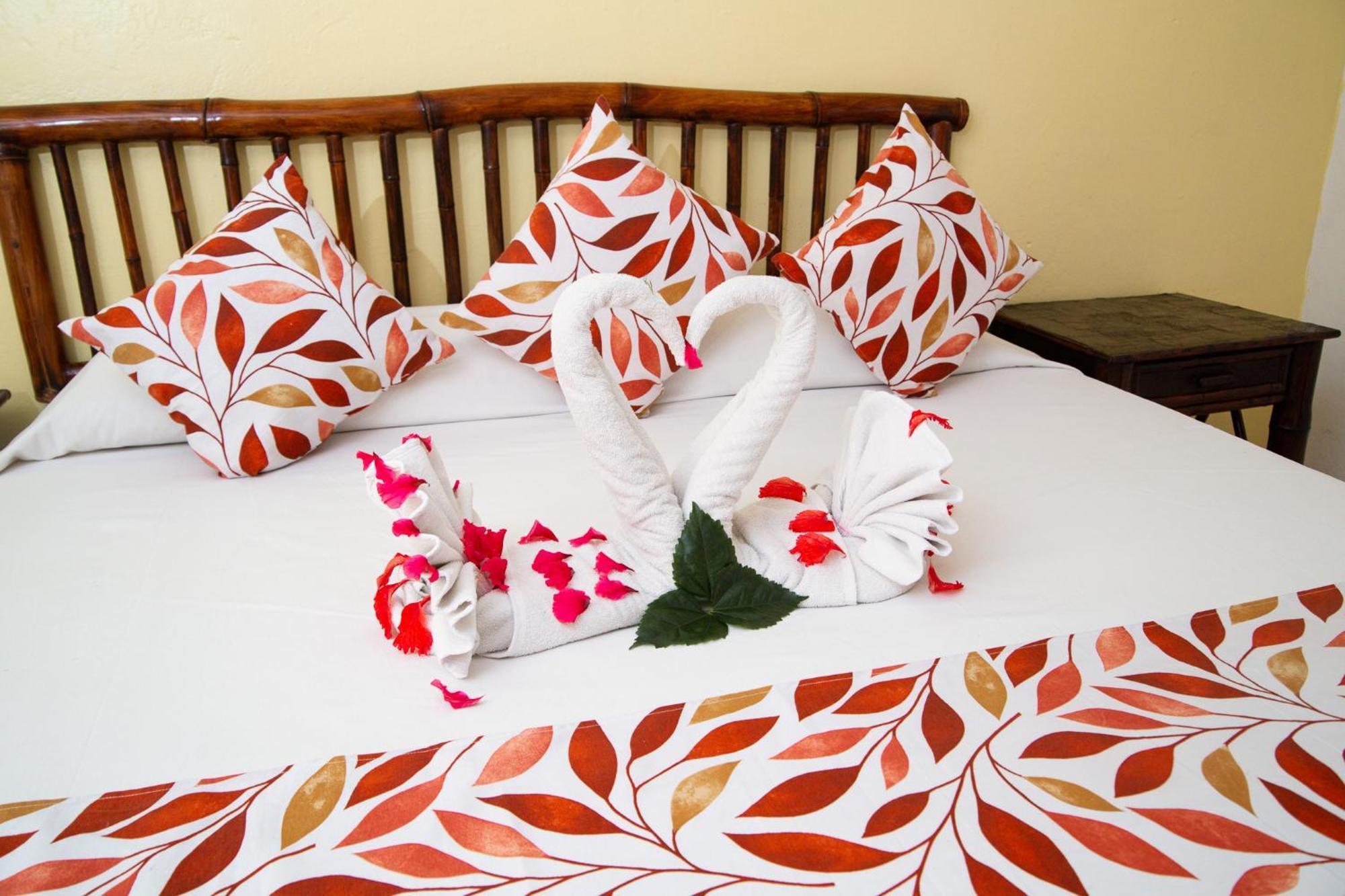 Hotel Zihua Caracol Zihuatanejo Exteriör bild