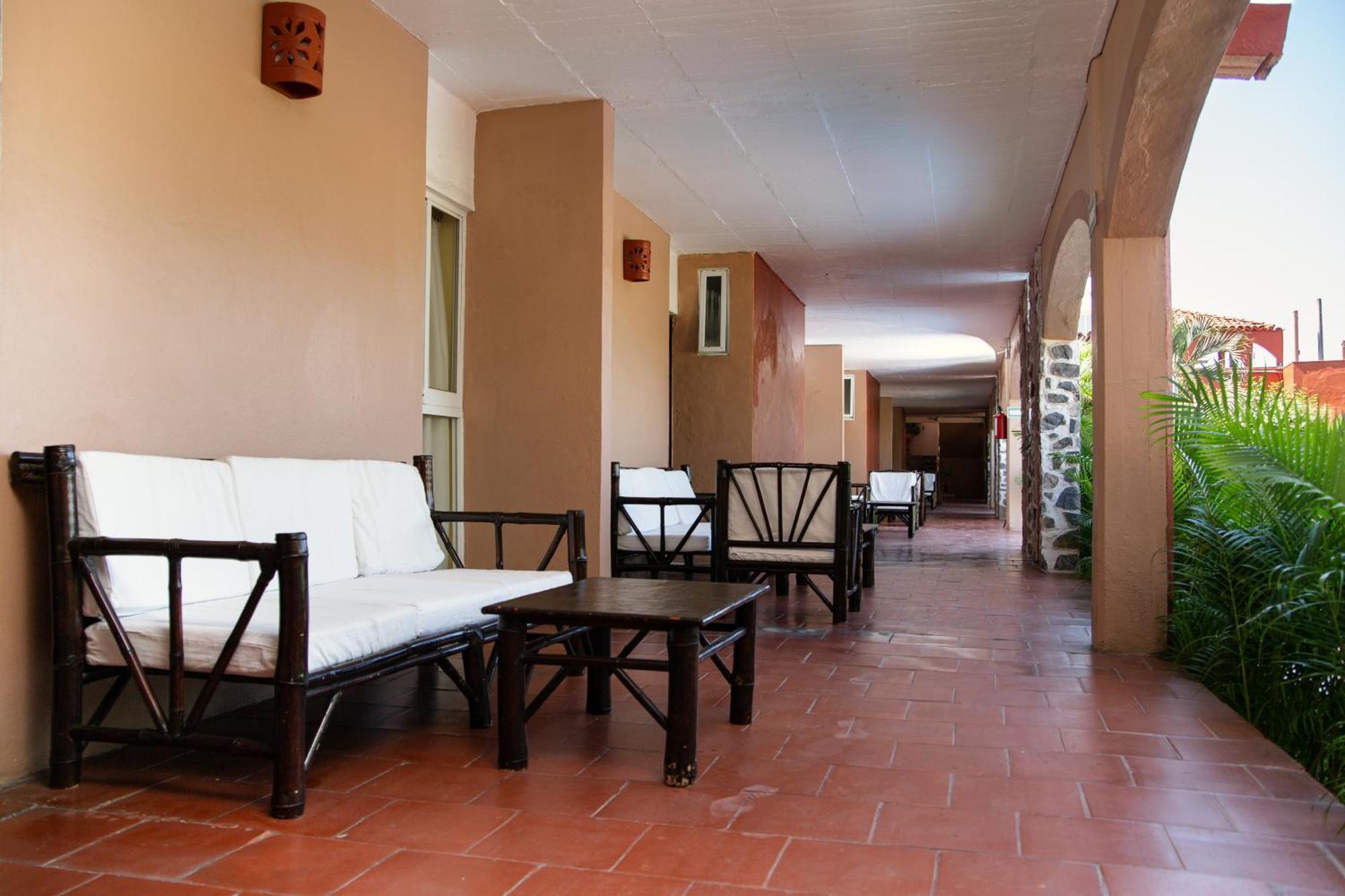 Hotel Zihua Caracol Zihuatanejo Exteriör bild