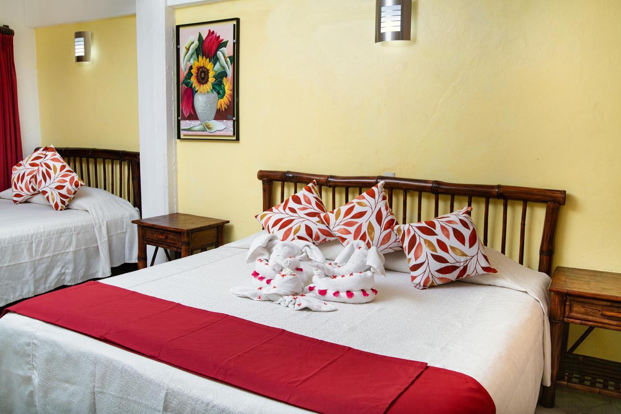 Hotel Zihua Caracol Zihuatanejo Exteriör bild